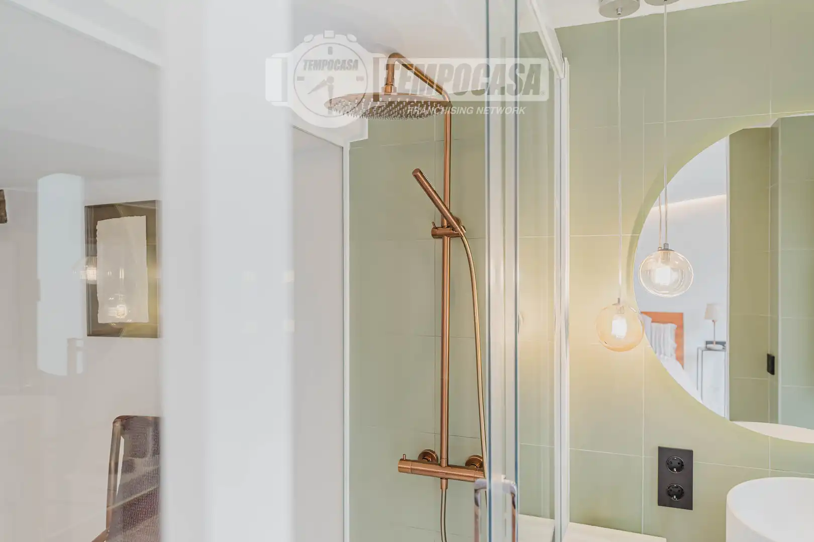 Bathroom of Flat for sale in Barcelona  with Air Conditioner, Heating and Balcony
