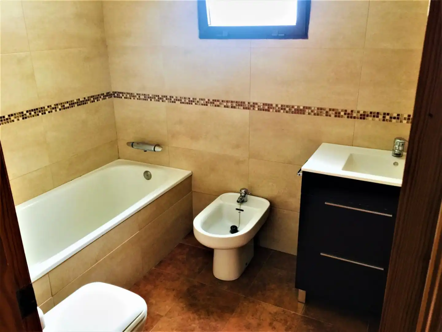 Badezimmer von Wohnung zur Miete in Gandia mit Terrasse