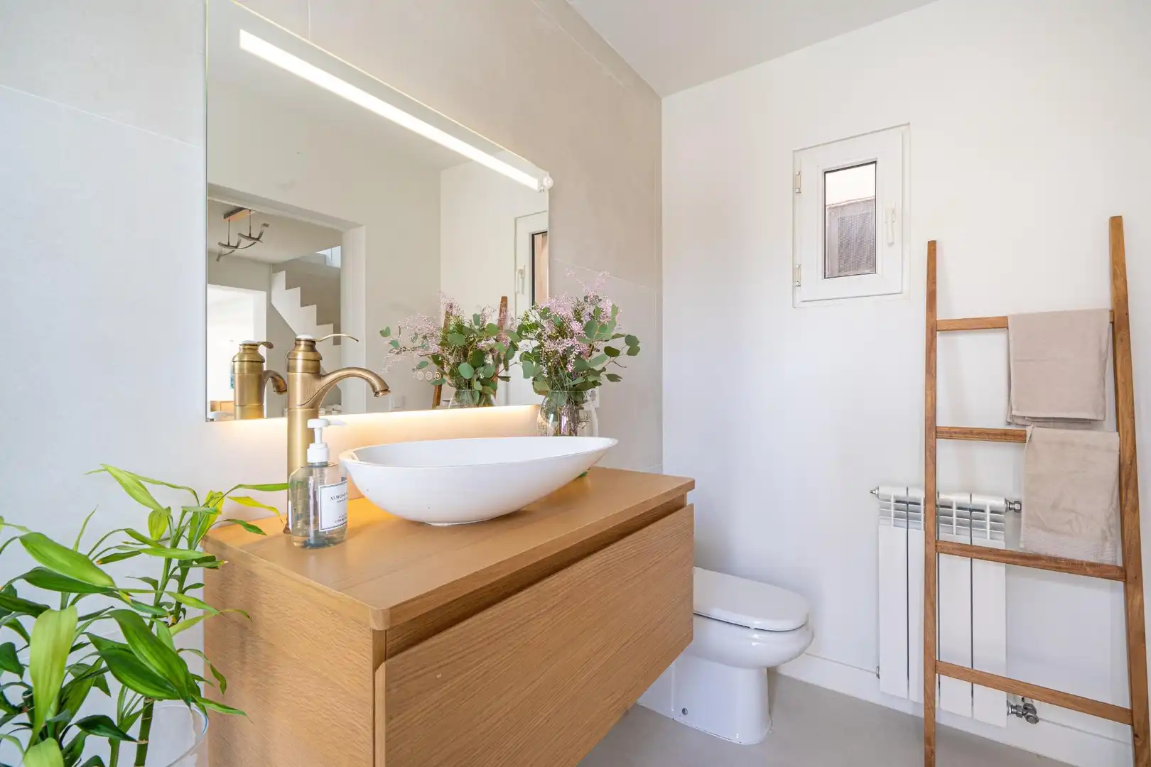 Bathroom of Houses for sale in  Palma de Mallorca  with Air Conditioner, Heating and Private garden
