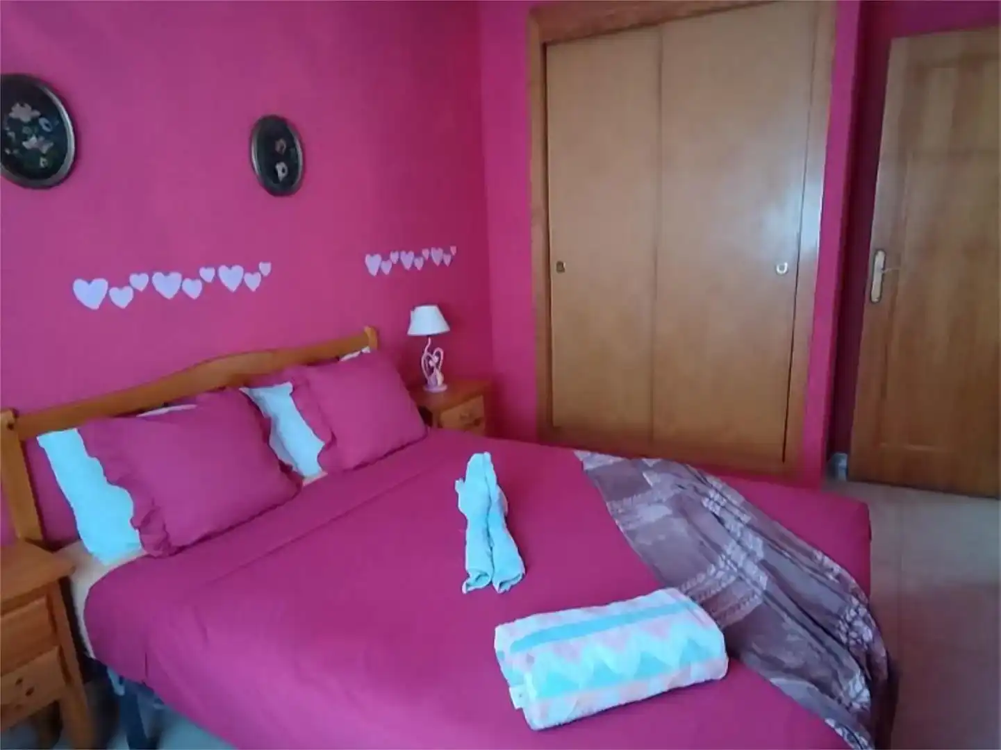 Schlafzimmer von Wohnung zur Miete in Torrevieja mit Schwimmbad