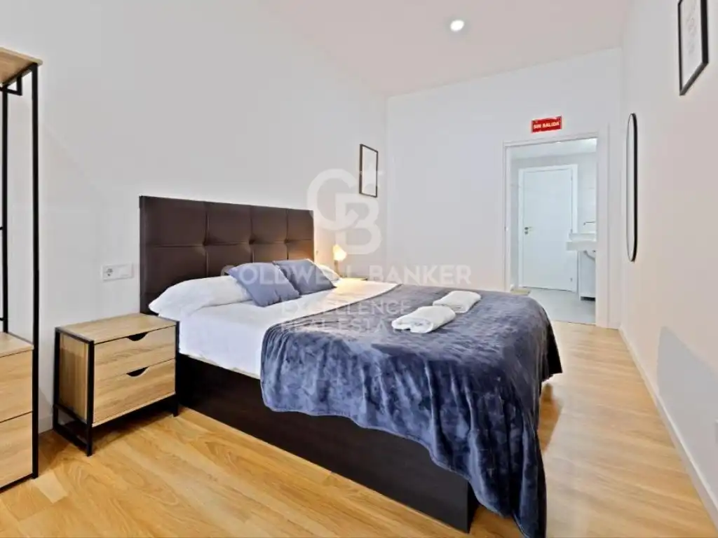 Dormitori de Apartament en venda en Valencia amb Aire condicionat i Rentadora