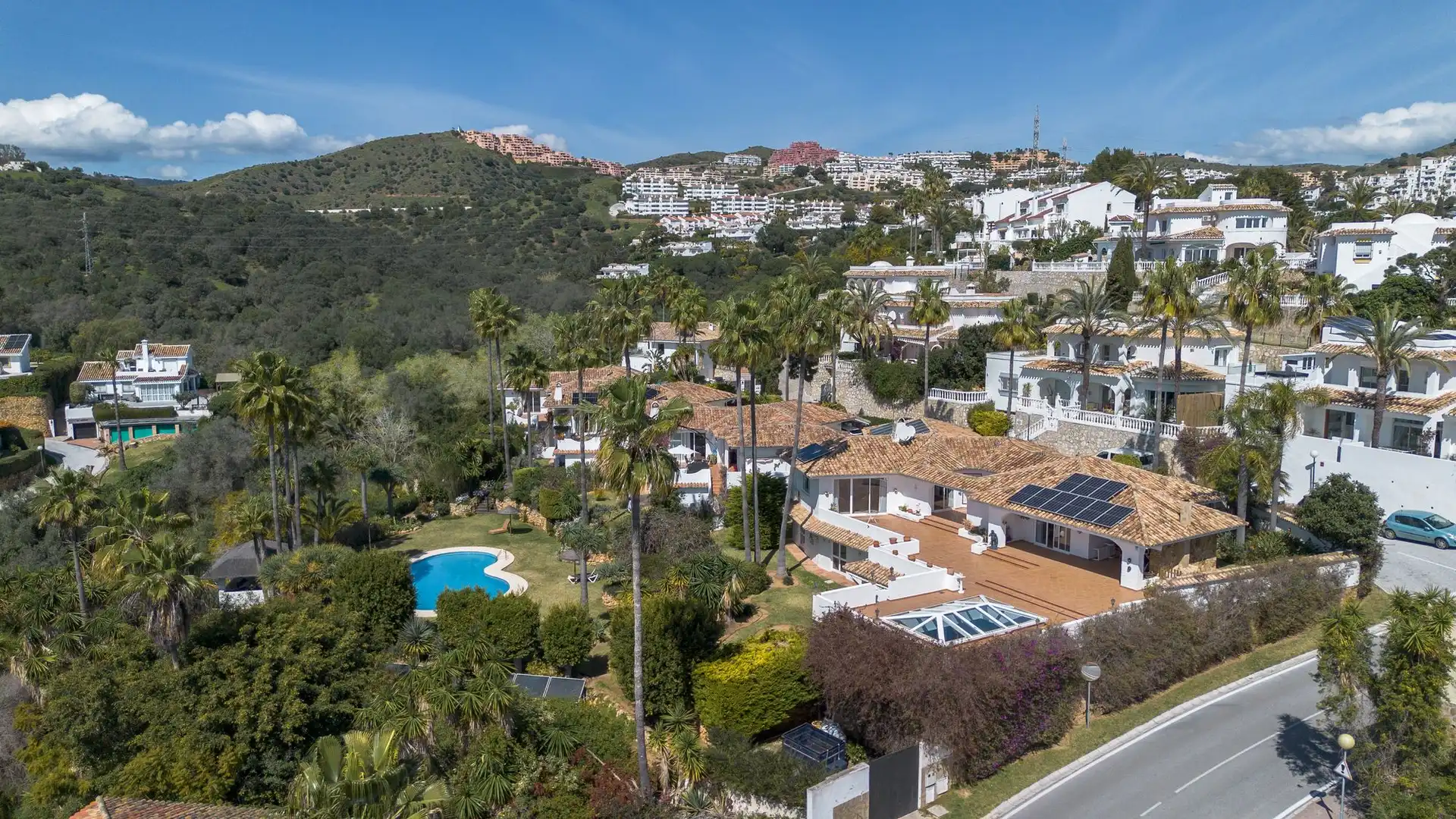 Vista exterior de Casa o xalet en venda en Mijas amb Terrassa