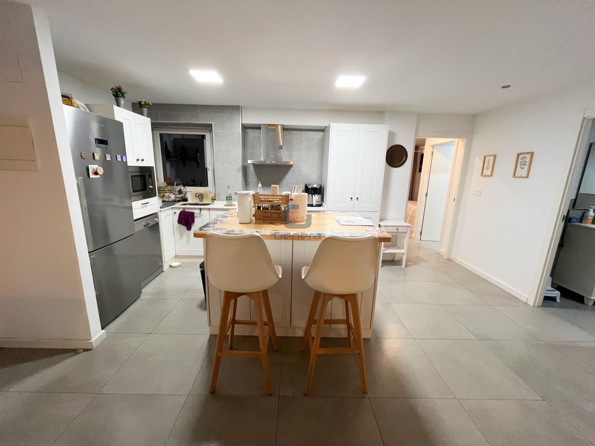 Cuina de Planta baixa en venda en Villena amb Aire condicionat