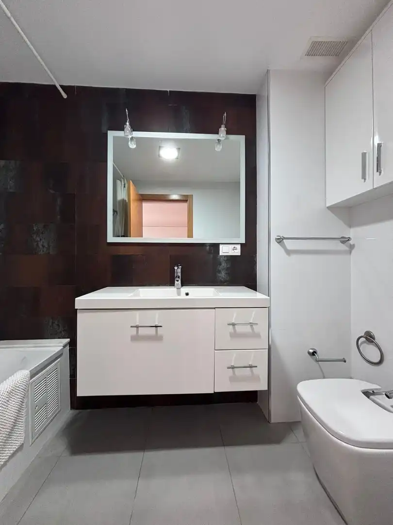 Baño de Apartamento en venta en Dénia con Aire acondicionado, Calefacción y Terraza