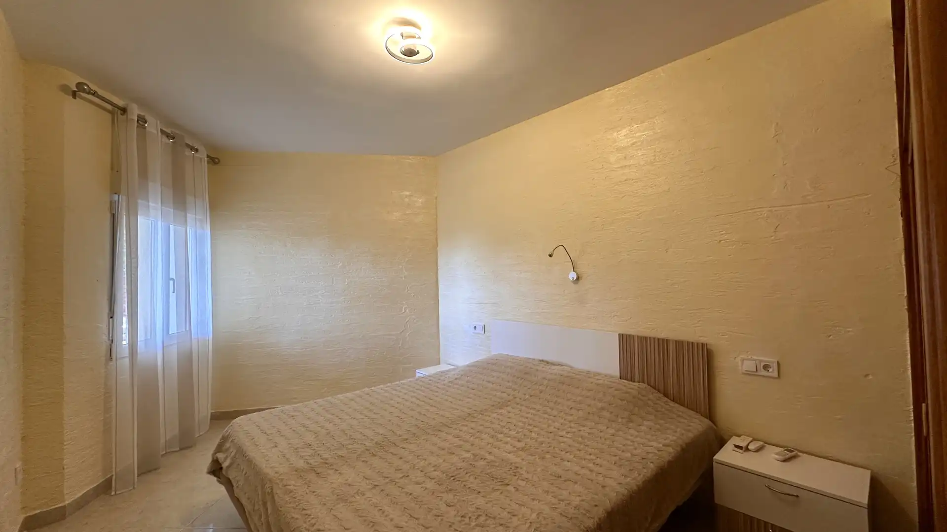 Habitación de Casa o chalet en venta en  Tarragona Capital con Aire acondicionado, Terraza y Piscina