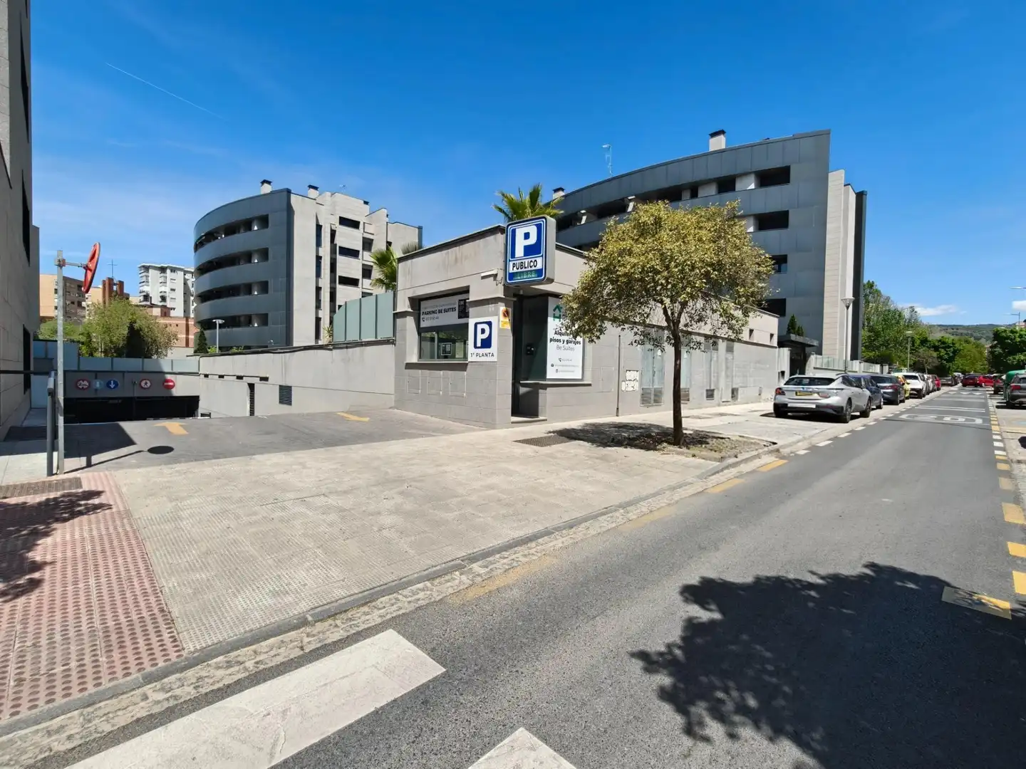 Parkplatz von Garage zum Verkauf in  Granada Capital