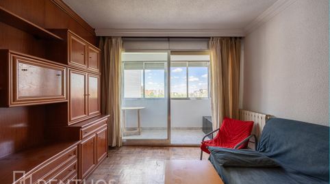 Foto 2 de Piso de alquiler en De Segovia, La Serna, Fuenlabrada