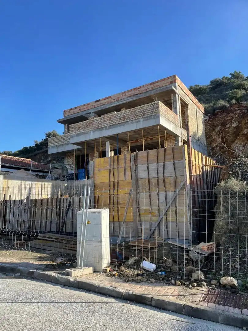 Vista exterior de Casa o chalet en venta en Coín con Calefacción, Jardín privado y Terraza