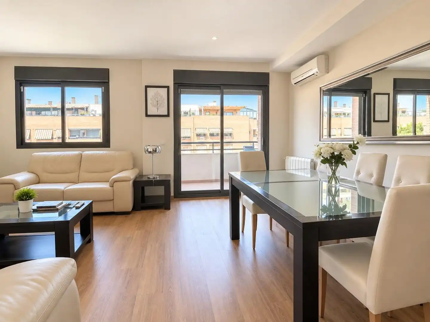 Living room of Flat for sale in Pinto  with Air Conditioner, Heating and Private garden