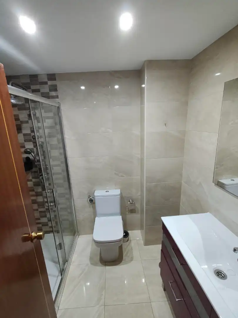 Bathroom of Flat for rent in Getafe  with Air Conditioner, Heating and Parquet flooring