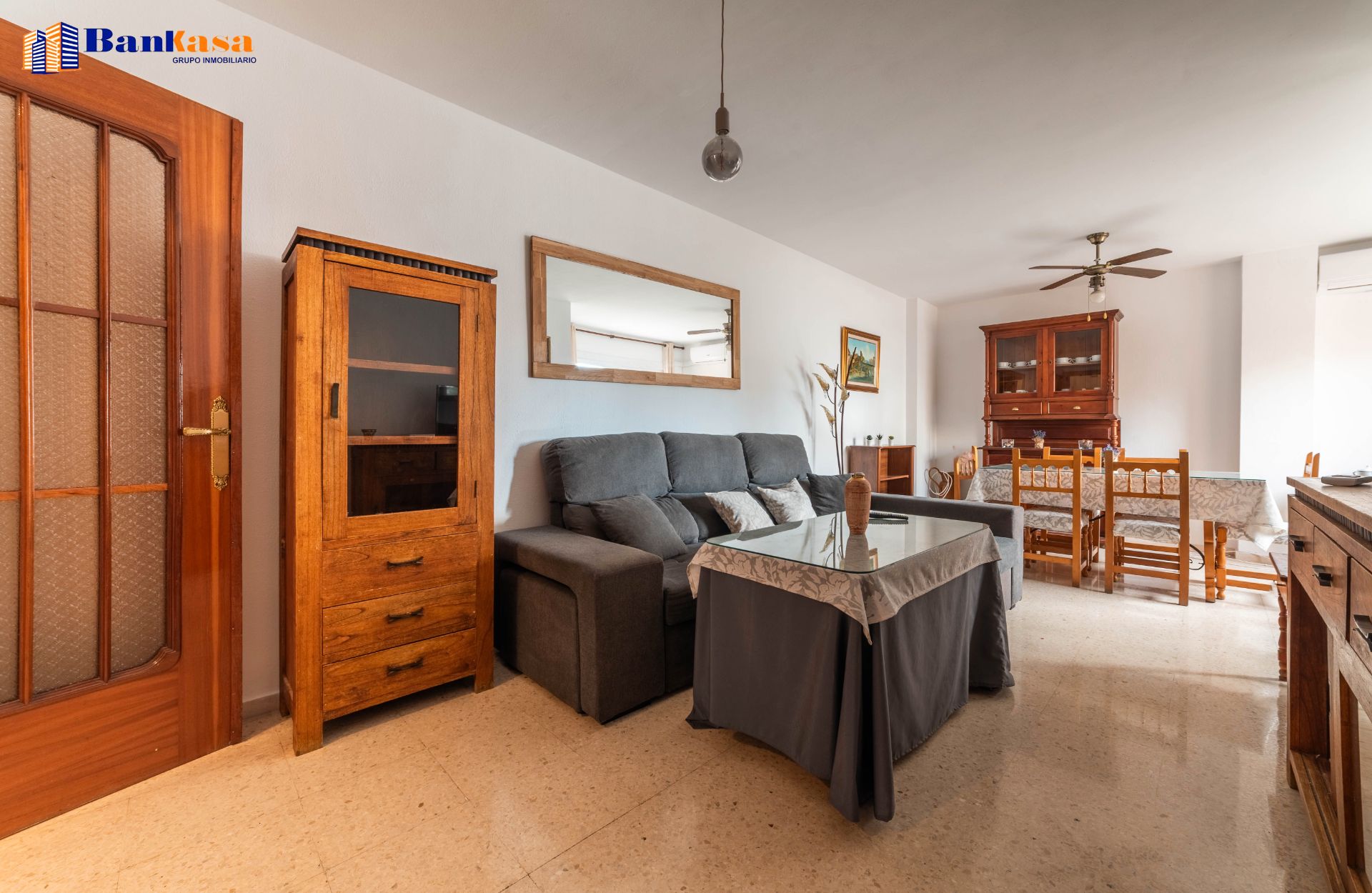 Sala d'estar de Pis de lloguer en Málaga Capital amb Aire condicionat i Moblat