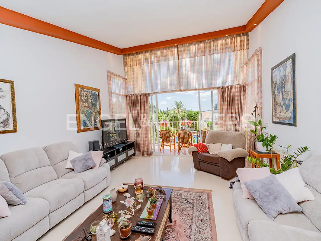 Sala de estar de Casa o chalet en venta en Mutxamel con Calefacción y Piscina