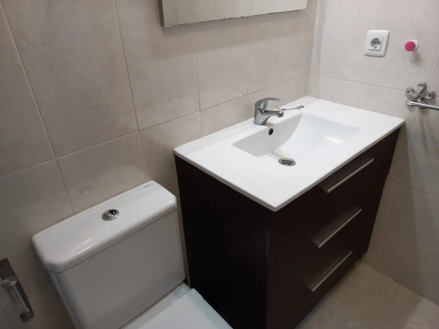 Badezimmer von Wohnung zur Miete in Santiago de Compostela  mit Heizung, Terrasse und Möbliert