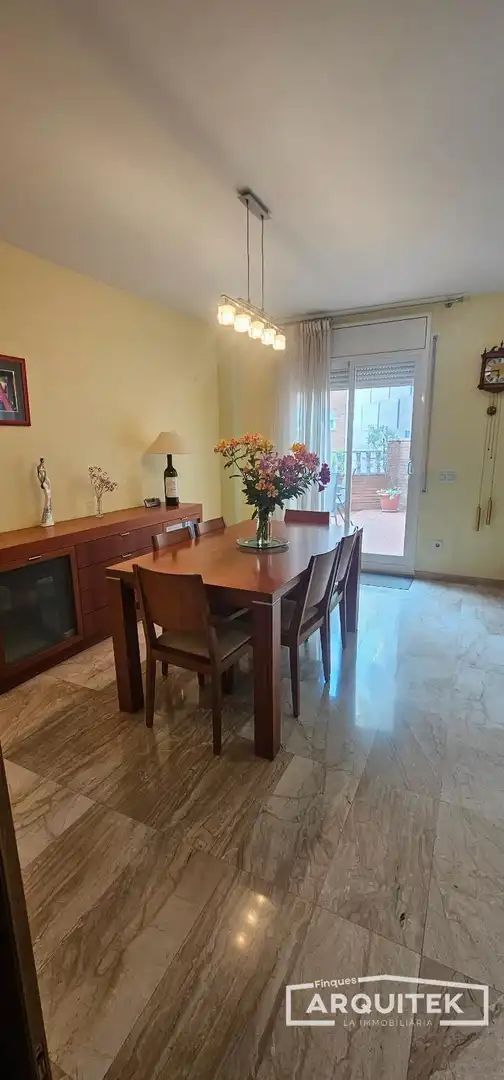 Comedor de Casa adosada en venta en Torrefarrera con Aire acondicionado, Calefacción y Jardín privado