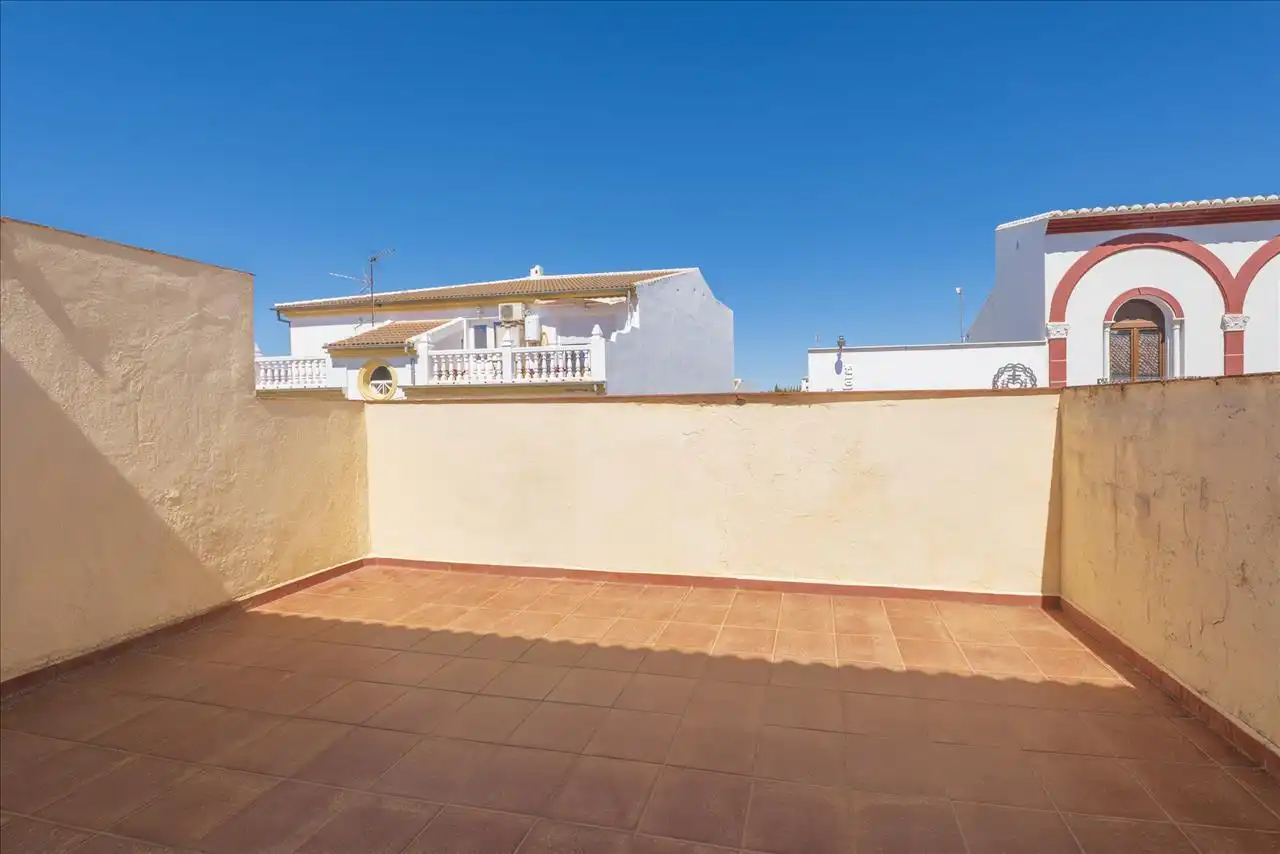 Terraza de Piso en venta en Teba