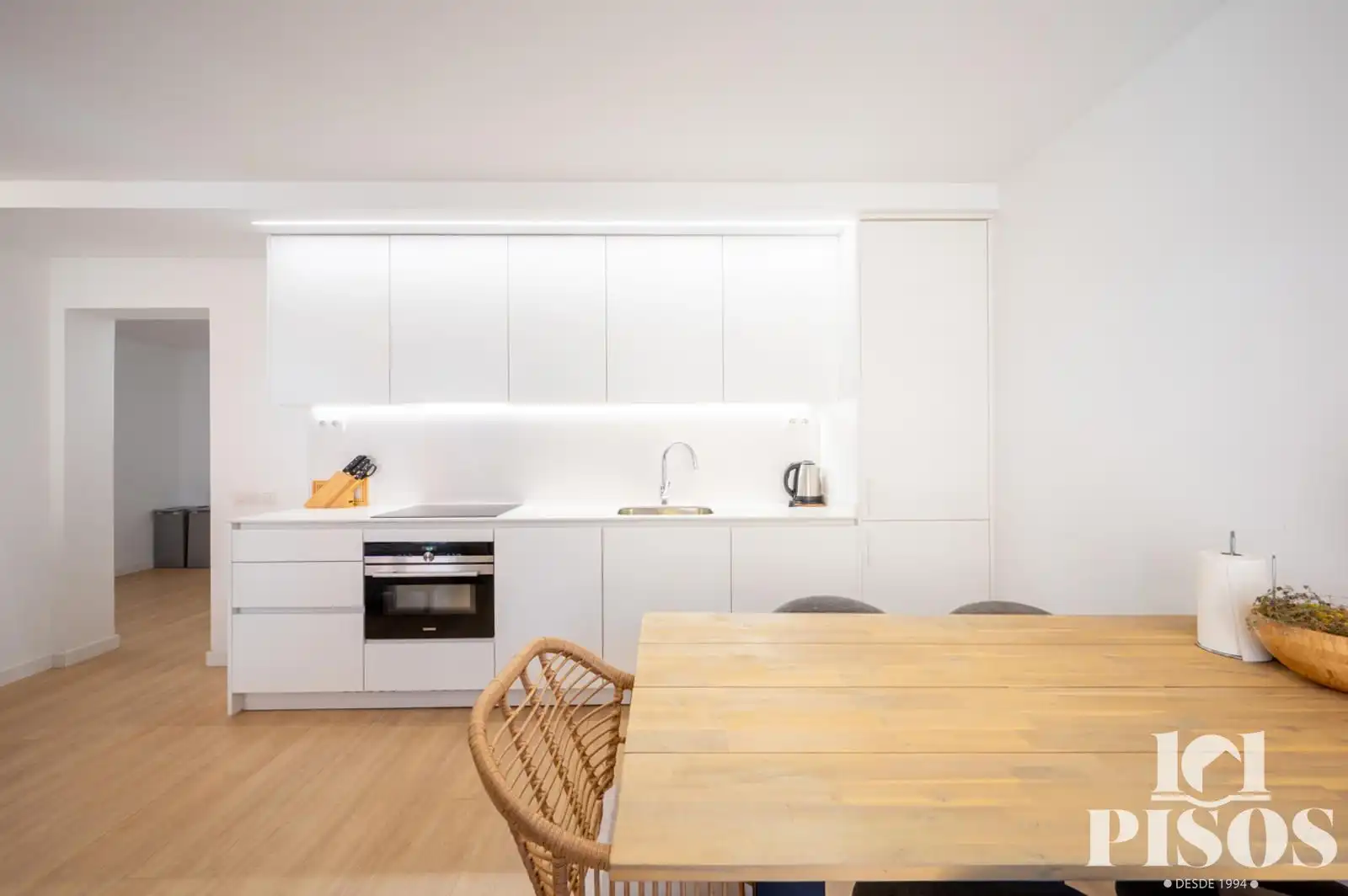 Cocina de Piso en venta en Barcelona con Aire acondicionado, Calefacción y Terraza
