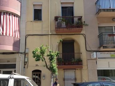 Pis amb balcó en venda a Avinguda del Garraf 26