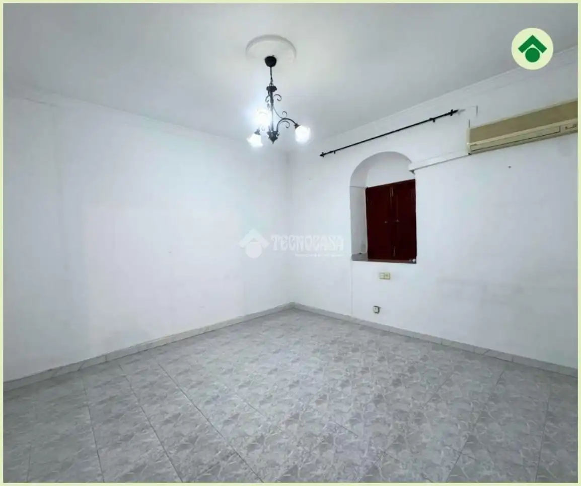 Casa o chalet en venta en Las Cabezas de San Juan con Terraza y Balcón