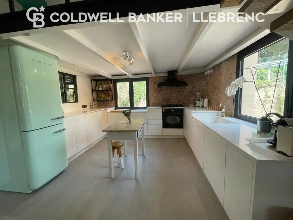 Cocina de Dúplex de alquiler en Barcelona con Parquet, Amueblado y Horno