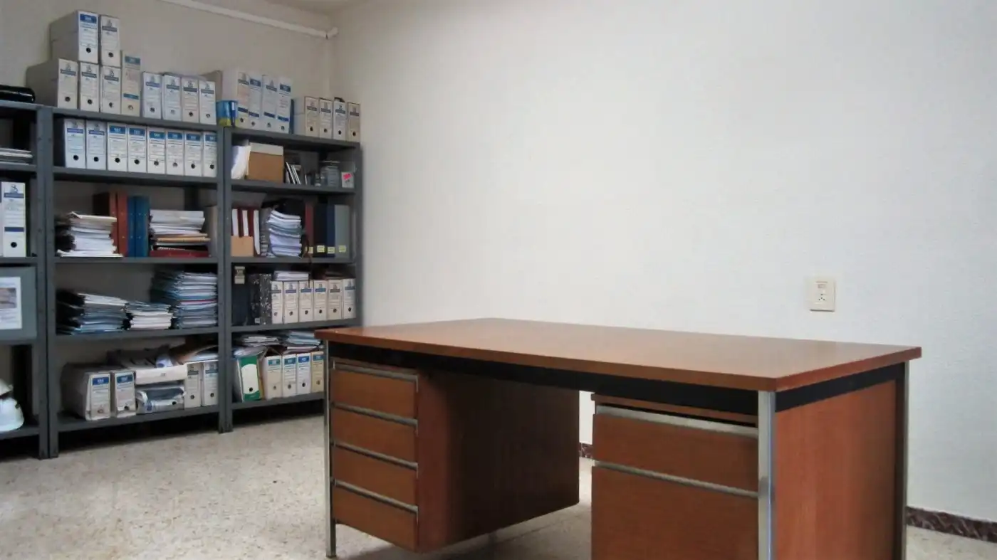 Ufficio in vendita a Plaza DOCTOR MARAÑON 1, imagen 2