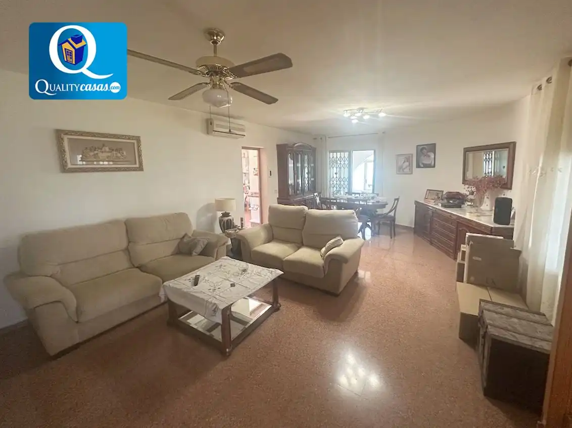 Sala de estar de Casa o chalet en venta en Mutxamel con Aire acondicionado, Calefacción y Terraza