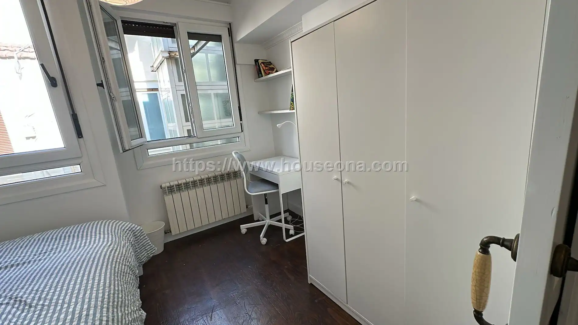 Habitación de Piso de alquiler en Bilbao  con Calefacción, Terraza y Amueblado