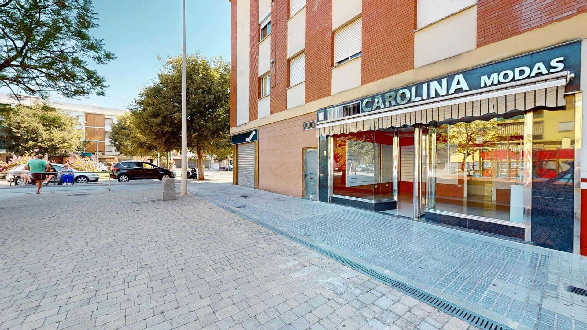 Vista exterior de Local en venda en  Córdoba Capital