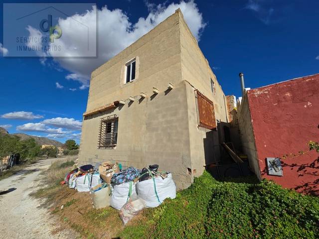 Casa adosada en Venta en Hondón de las Nieves / El Fondó de les Neus