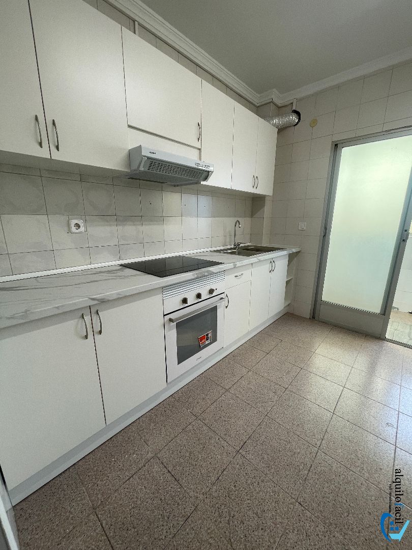 Kitchen of Flat to rent in Alcantarilla  with Air Conditioner, Furnished and Oven