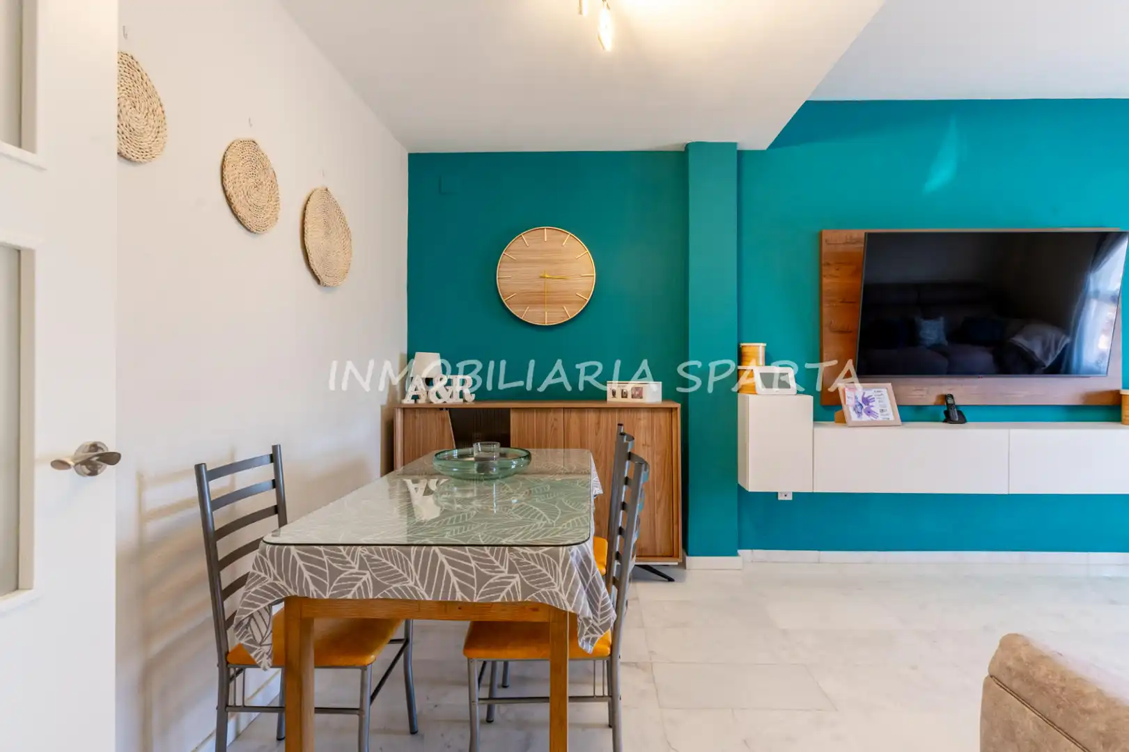 Dining room of Detached homes for sale in Benacazón  with Air Conditioner, Heating and Oven