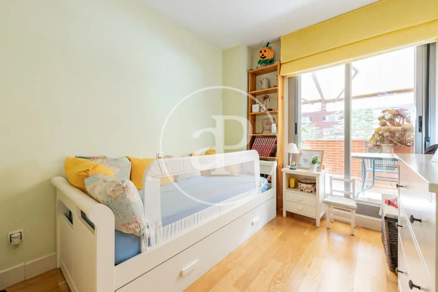 Bedroom of Flat for sale in Madrid  with Heating, Private garden and Terrace
