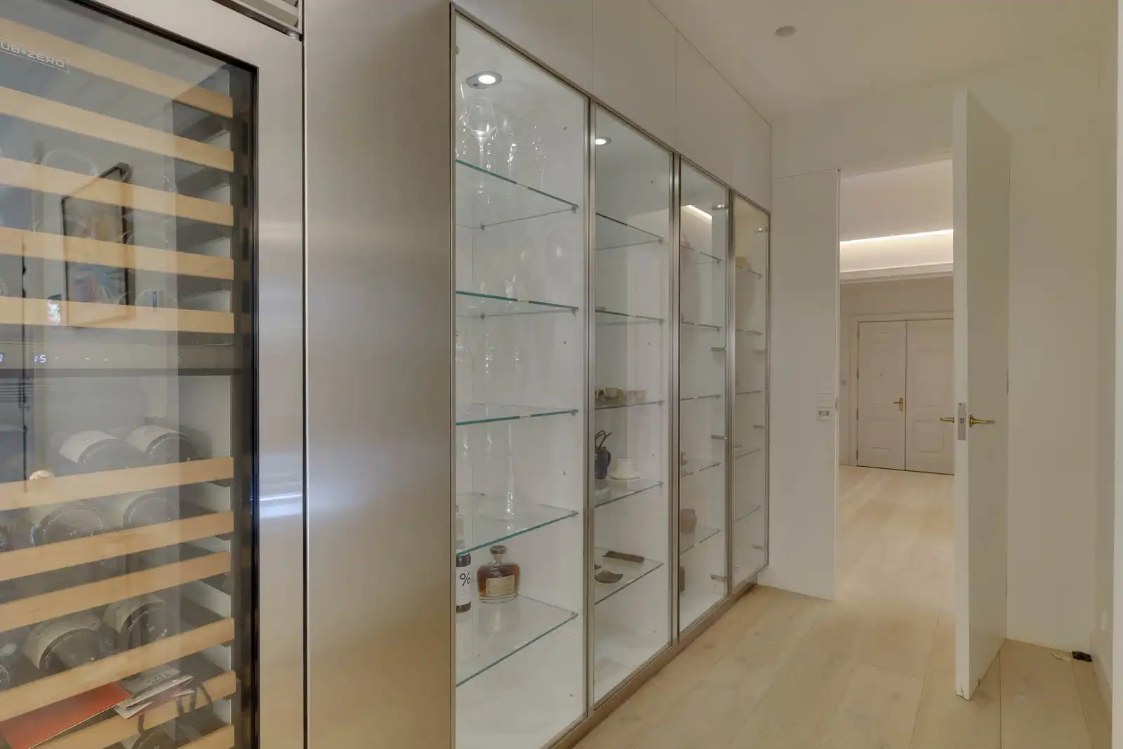 Flat for sale in Barcelona  with Air Conditioner, Heating and Parquet flooring