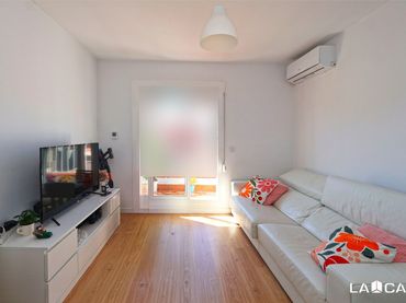 Ático con balcón en venta en Santa Eulàlia