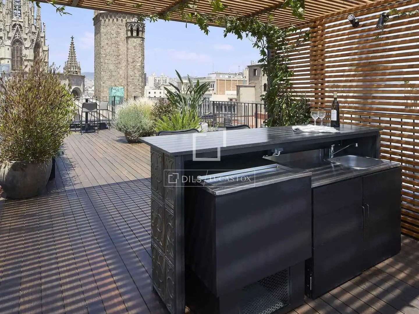 Terrasse von Dachboden zum Verkauf in Barcelona mit Klimaanlage, Heizung und Parkett