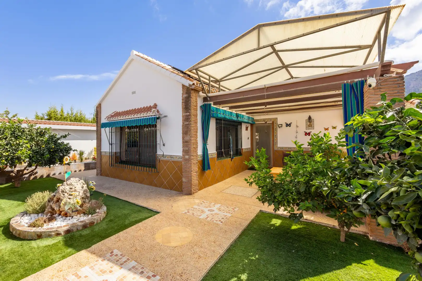 Xalet amb piscina en venda a 154 Calle Cartageneras