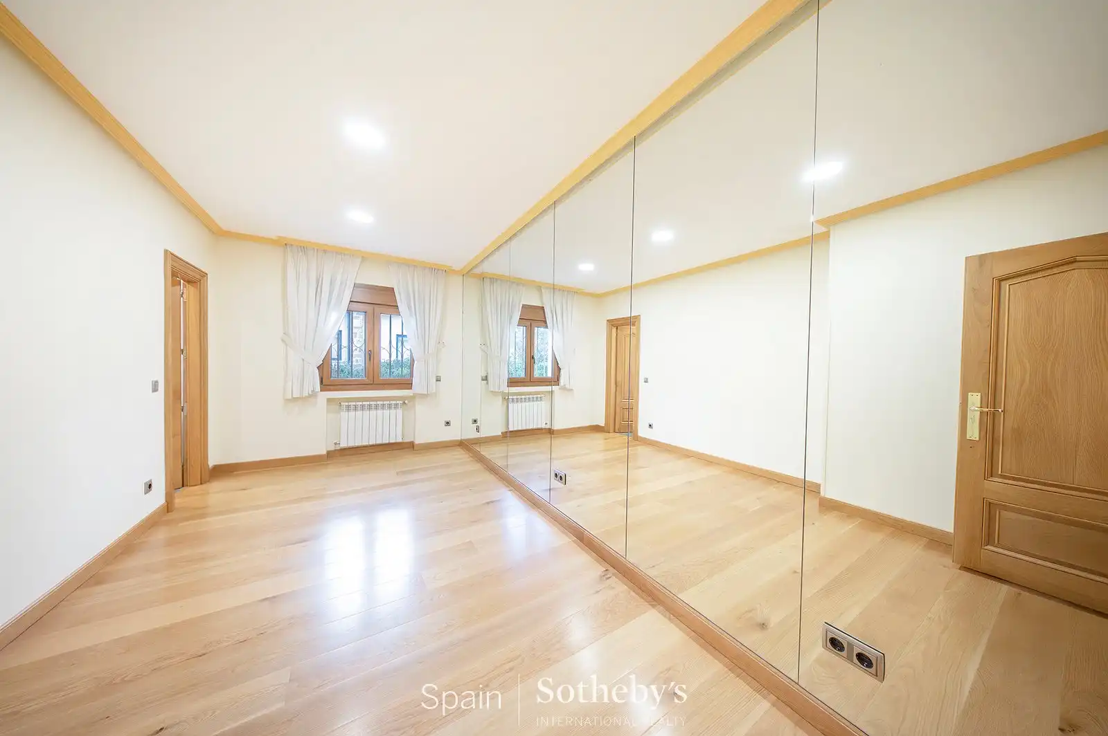 Casa o xalet de lloguer en Madrid amb Aire condicionat, Calefacció i Jardí privat