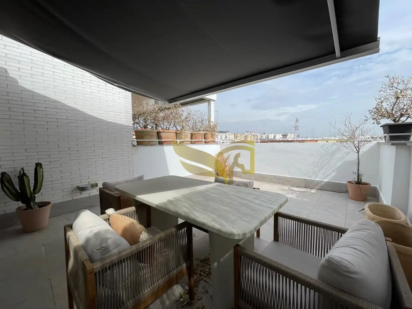 Terrassa de Dúplex en venda en Los Remedios