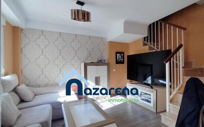 Sala d'estar de Dúplex en venda en Dos Hermanas amb Aire condicionat i Terrassa