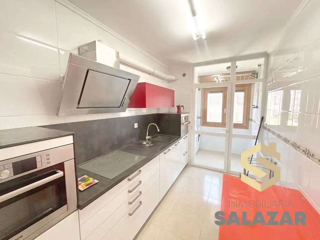 Kitchen of Flat for rent in Etxebarri  with Heating