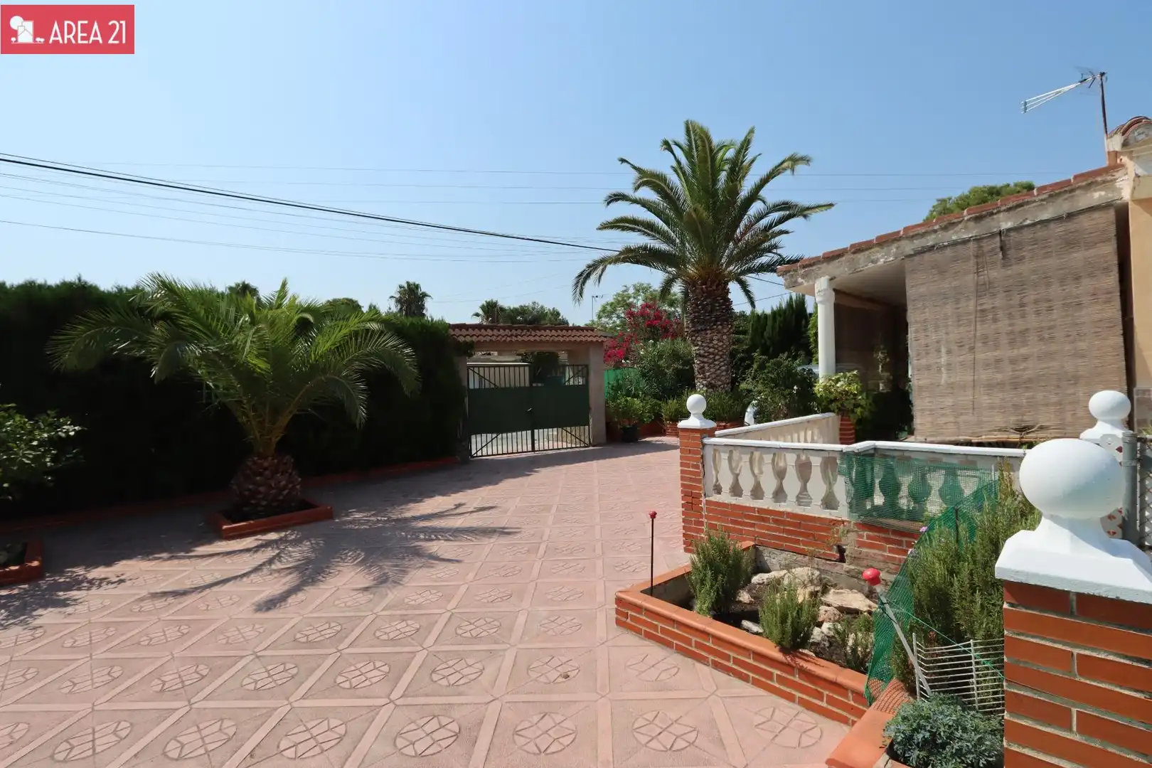 Exterior view of Houses for sale in Llíria  with Private garden, Terrace and Storage room