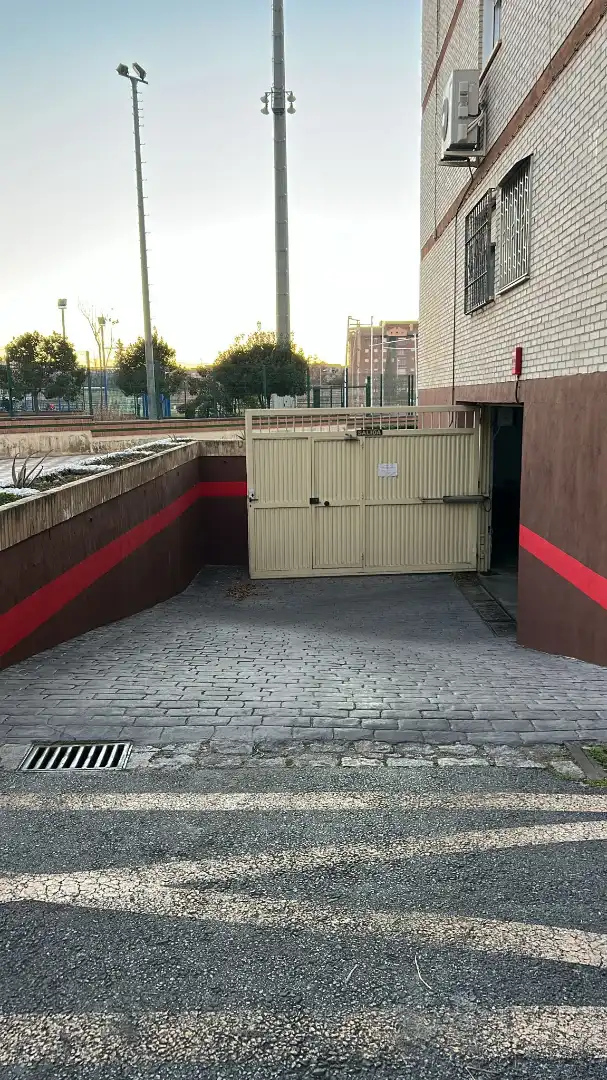 Parking of Garage for rent in Granada
