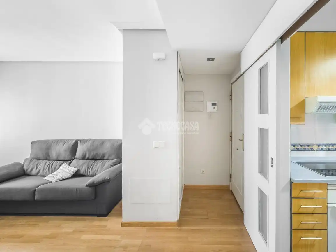 Flat for sale in Madrid  with Air Conditioner, Heating and Storage room