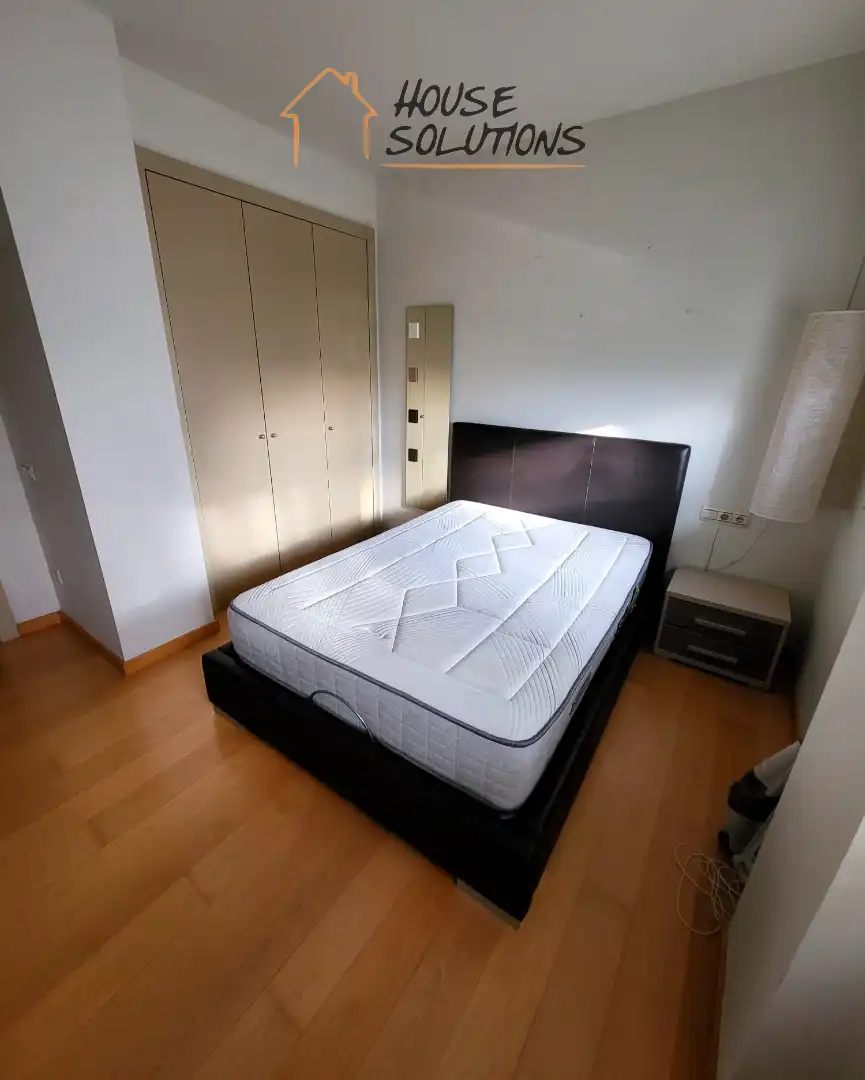 Habitación de Piso en venta en Sabadell con Aire acondicionado, Calefacción y Amueblado