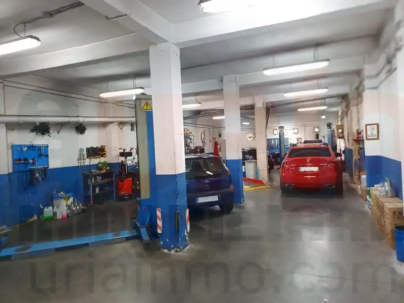 Gewerbefläche zum Verkauf in Calle Argañosa 36, imagen 3