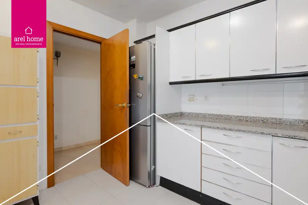 Cocina de Piso en venta en Esplugues de Llobregat con Aire acondicionado, Calefacción y Terraza