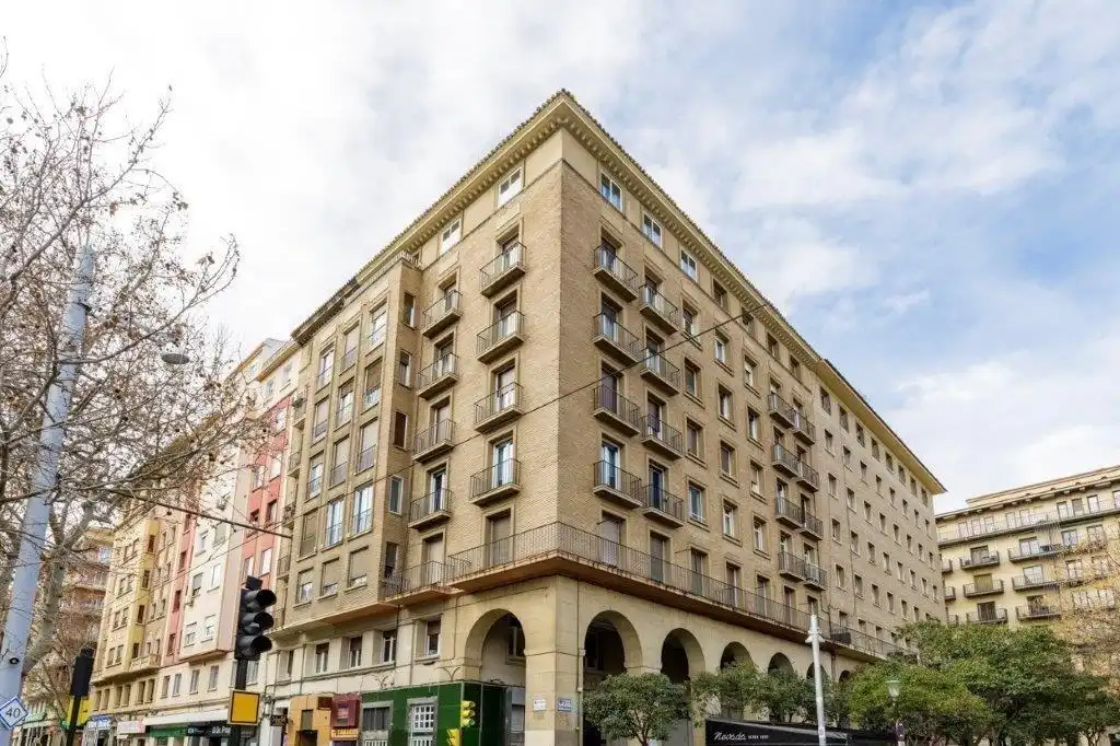 Exterior view of Flat for sale in  Zaragoza Capital  with Terrace and Balcony