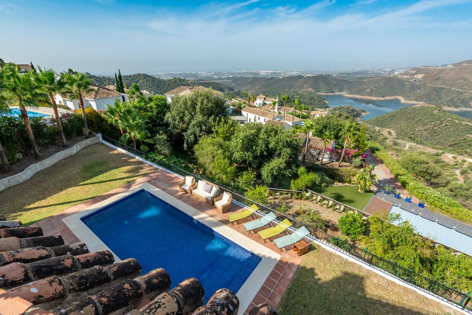 Casa amb piscina en venda a Istán