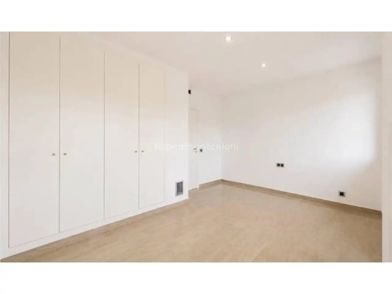 Schlafzimmer von Wohnung zur Miete in Sitges mit Klimaanlage, Heizung und Terrasse
