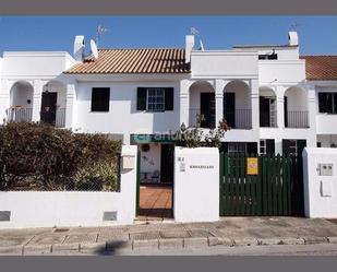 Exterior view of Single-family semi-detached to rent in Sanlúcar de Barrameda  with Air Conditioner, Private garden and Terrace