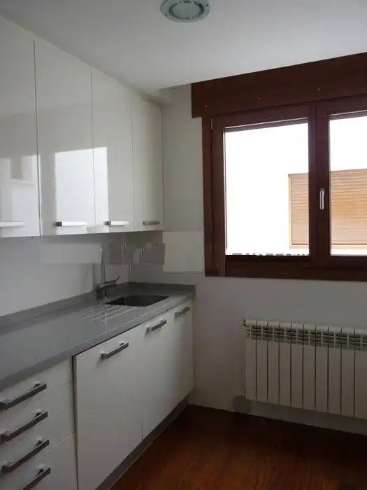 Cuina de Pis de lloguer en Cartagena amb Aire condicionat, Calefacció i Parquet